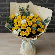 Букет цветов из:  Розы в Коммаяке