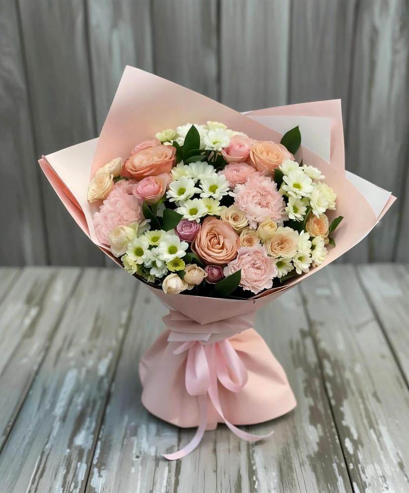 Букет цветов из: Гвоздики, Розы и Хризантемы в Коммаяке