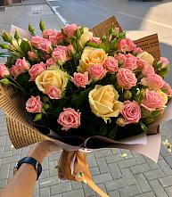 Букет цветов из:  Розы #REPLACE_PRED# Коммаяке