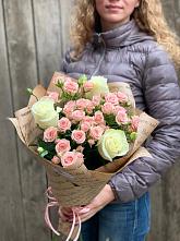 Букет цветов из:  Розы #REPLACE_PRED# Коммаяке