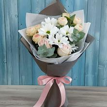 Букет цветов из:  Хризантемы и Розы #REPLACE_PRED# Коммаяке