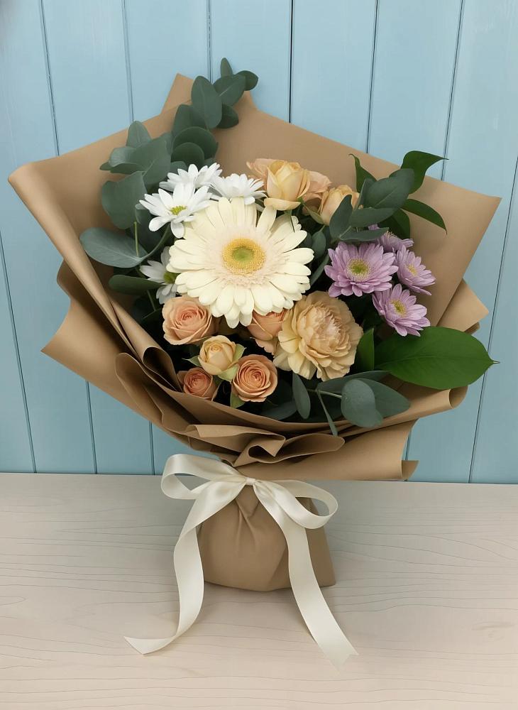 Букет цветов из: Герберы и Хризантемы в Коммаяке