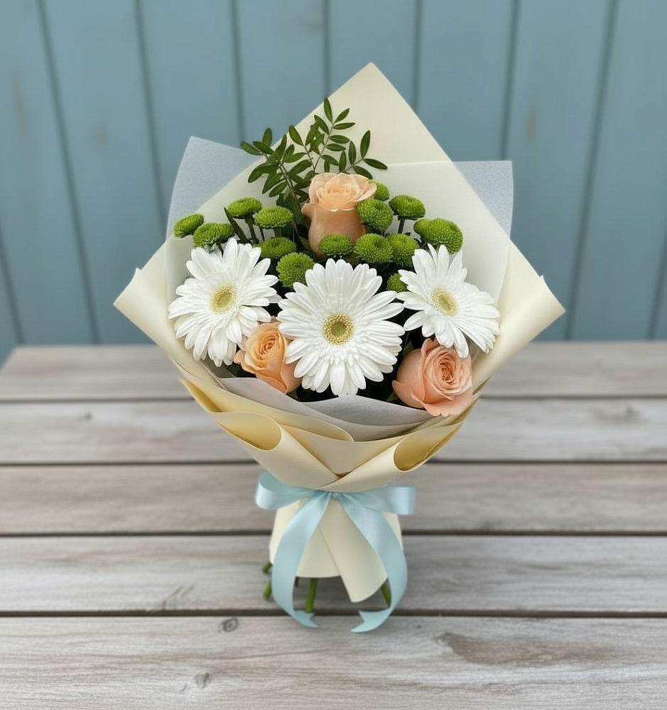 Букет цветов из: Герберы, Розы и Хризантемы в Коммаяке