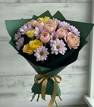 Букет цветов из:  Хризантемы и Розы в Коммаяке