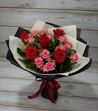 Букет цветов из:  Розы в Коммаяке