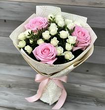 Букет цветов из:  Розы в Коммаяке