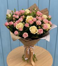 Букет цветов из:  Розы в Коммаяке