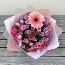 Букет цветов из:  Розы, Герберы и Хризантемы в Коммаяке