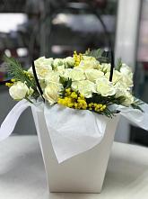 Цветочная композиция из Розы  в Коммаяке