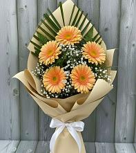 Букет цветов из:  Герберы в Коммаяке